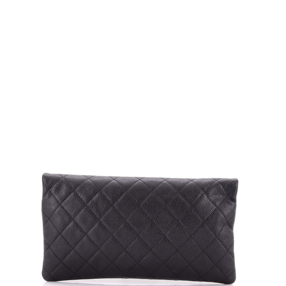 Chanel Beauty CC Clutch Quilted Caviar - Picture 3 of 6